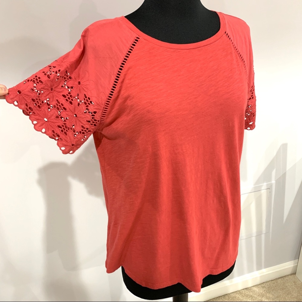 NWOT LOFT Floral Lace Sleeve Tee